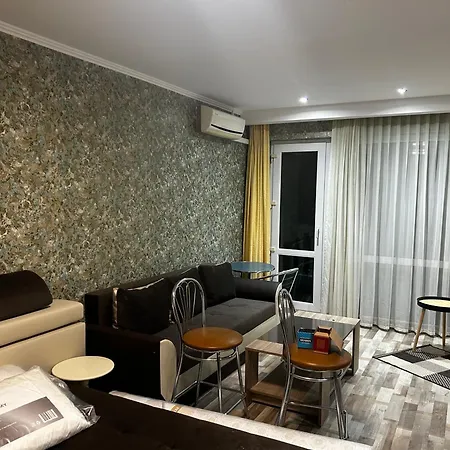 мирамар палас, роял апарт Apartment